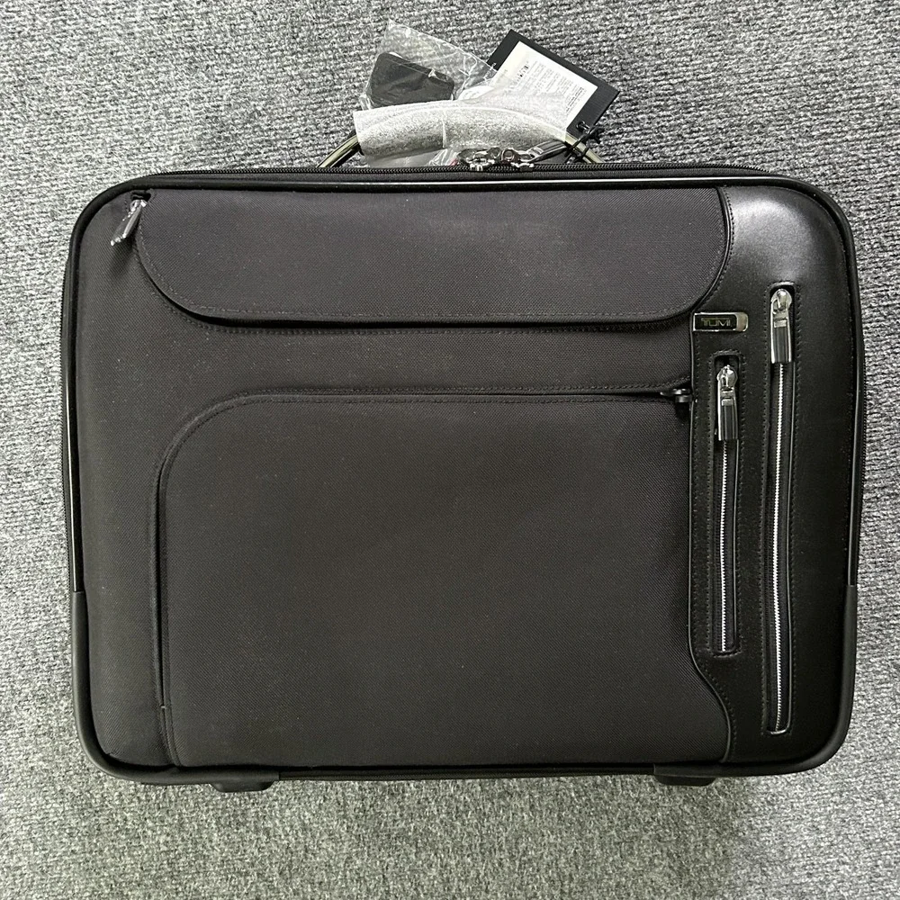TUMI Bag Arrive LaGuardia Wheeled Brief Laptop Black 17